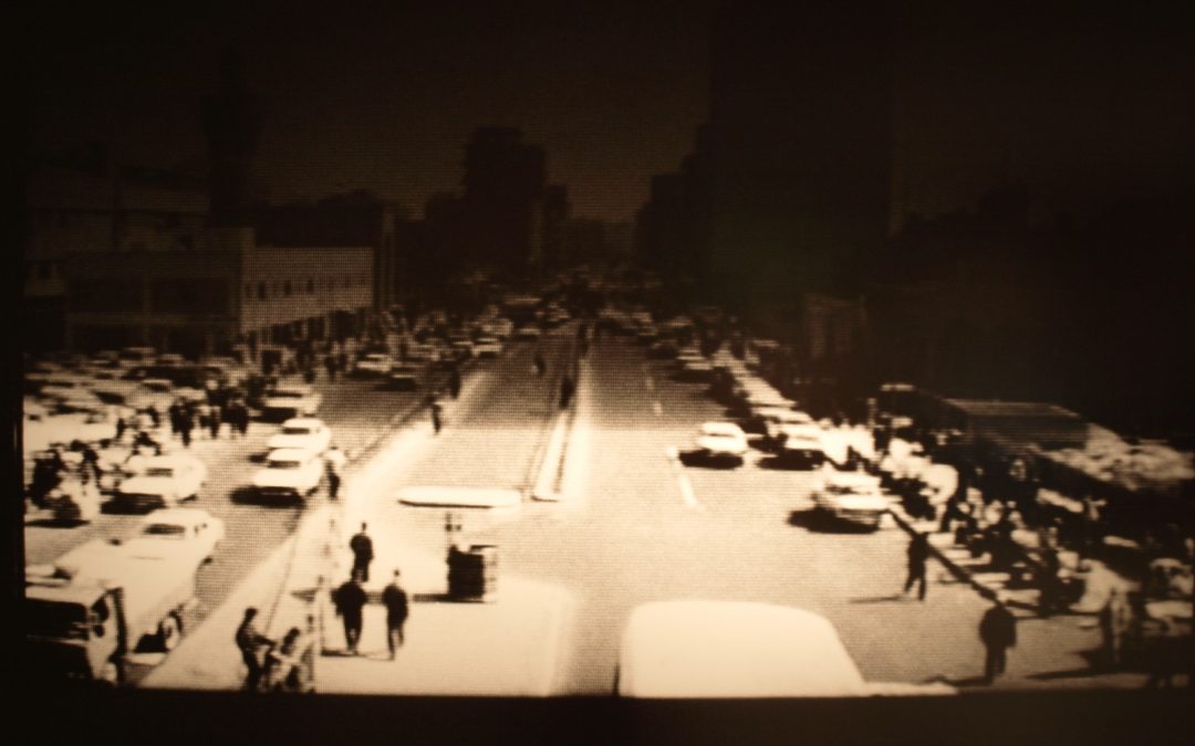La nit baixa sobre Bagdad