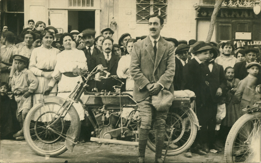 Carrera de motocicletes per les Fires i festes de la Santa Creu