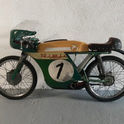 Moto de competició Rieju núm. 1